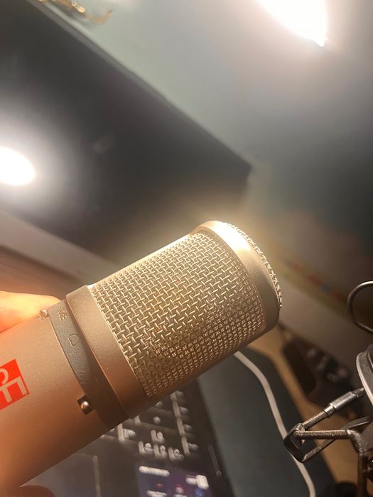 Studyjny mikrofon pojemnościowy
SE2200-A