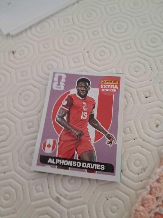 Cromo extra sticker do alphonso davies