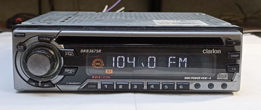 Автомагнитола Clarion DRB3675R