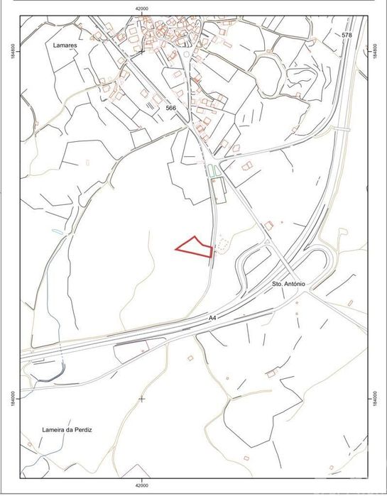 Terreno para construção em Mouçós e Lamares de 3484,00 m2