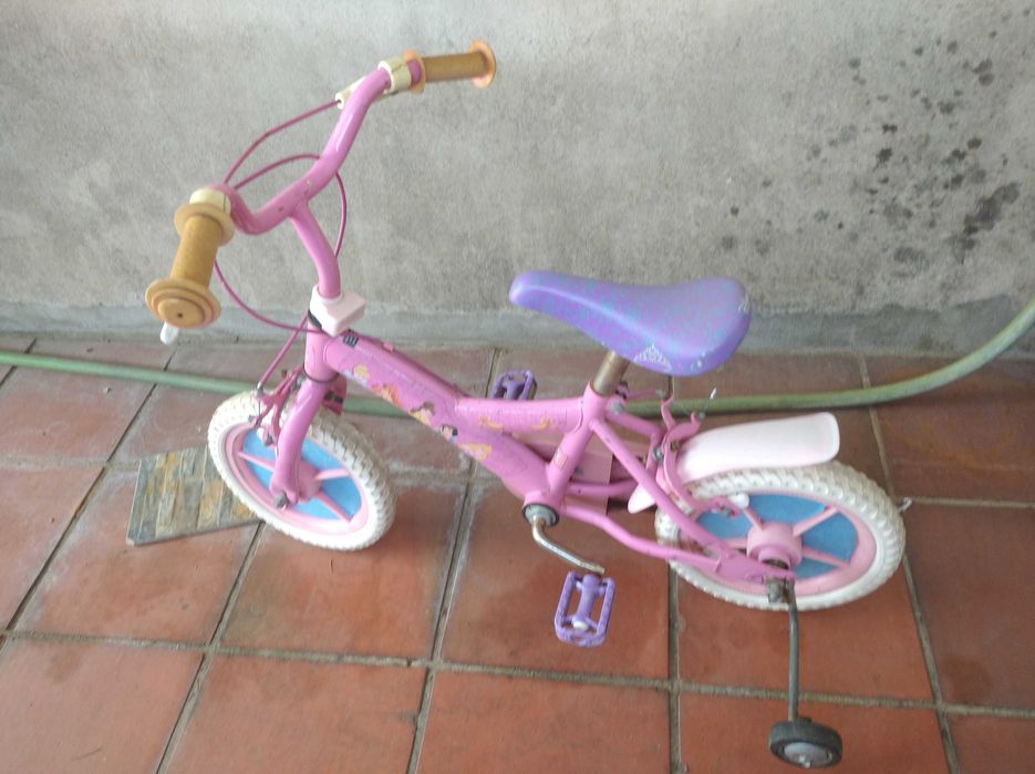 Bicicleta de criança tudo funcional