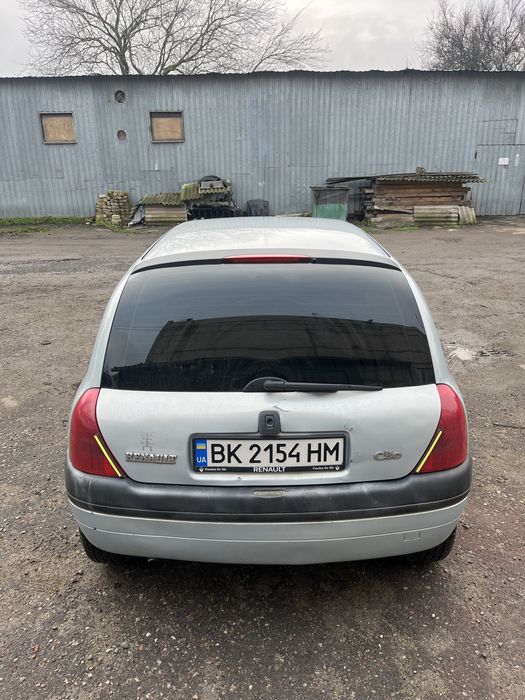 Рено Клио.