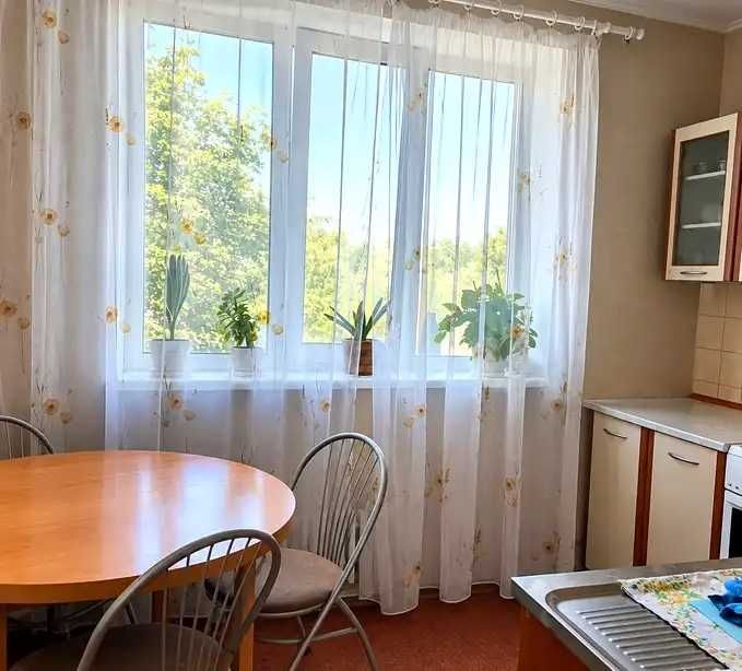 Продам 3 ком. кв. 4/16  Новые Дома, Садовый проезд, Жасминовый бульвар,  LT