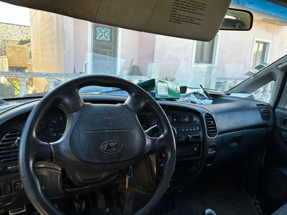 Hyundai h1 sv 2003