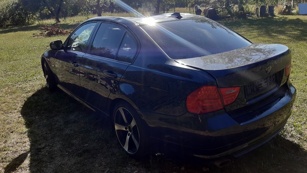 Samochód BMW E90