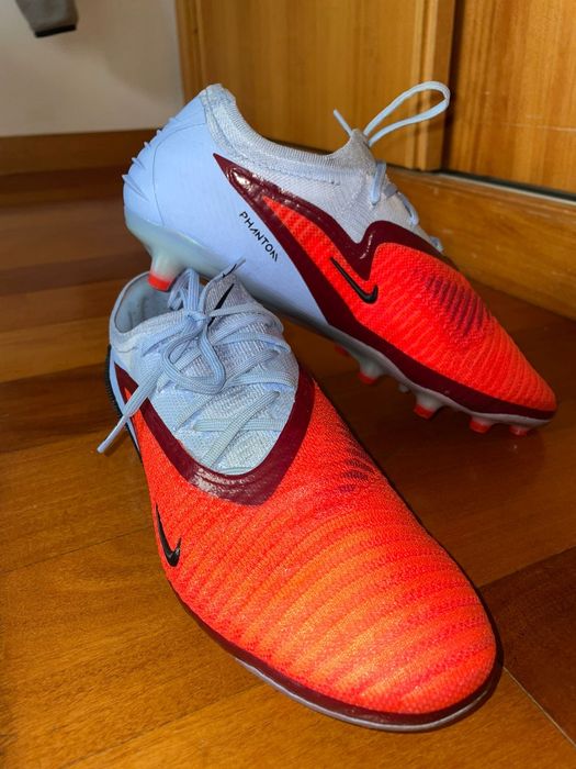 Chuteira Nike Phantom 6 Low
Elite AG-Pro
