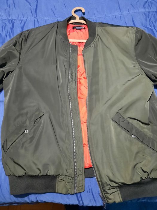 Vende-se casaco Pull Bear