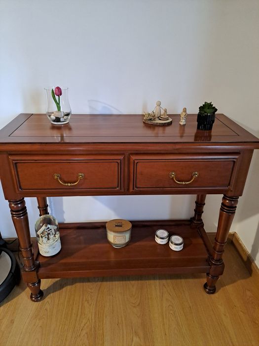 Consola/Móvel de entrada