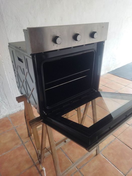 Forno fogão em inox, aquece muito bem, pouco uso, bom estado