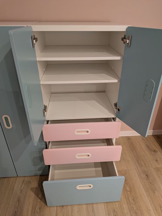 IKEA STUVA + biurko IKEA PAHL – komplet mebli do pokoju dziecięcego