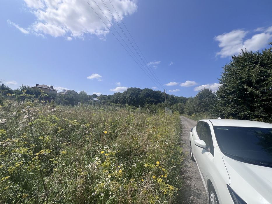 Продаж землі під житлову забудову в Підгородньому