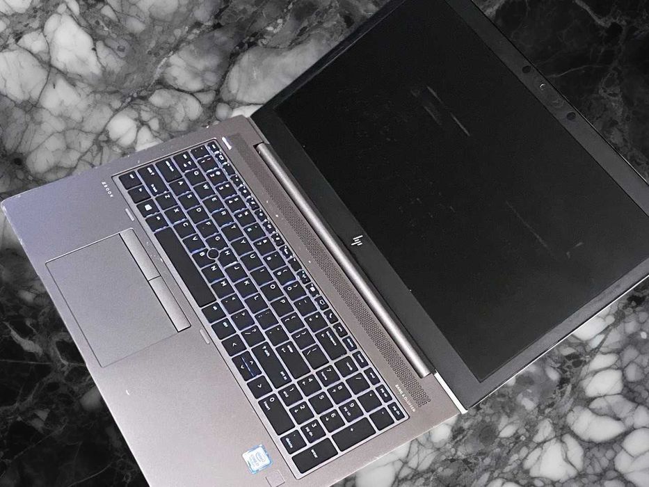 HP ZBook 15u G6 с процессором Intel Core i7-8665U