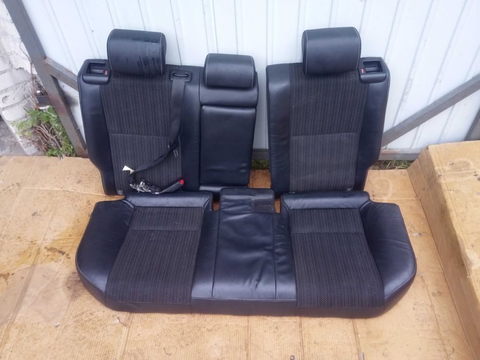 toyota AURIS II 13-18 kanapa tył nadwozie hb HYBRID