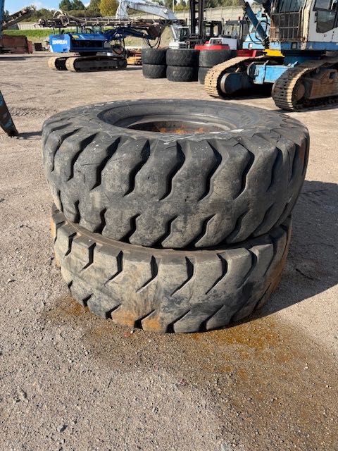 18.00 R25 opona przemysłowa ładowarka wózek portowy