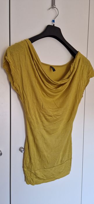 Tshirt/túnica amarela