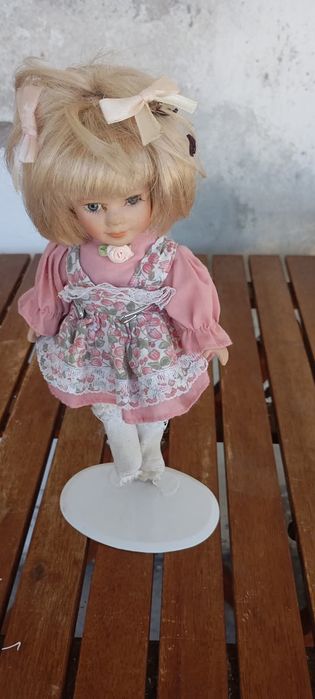 Bonecas de Porcelana – Colecionáveis e Elegantes!