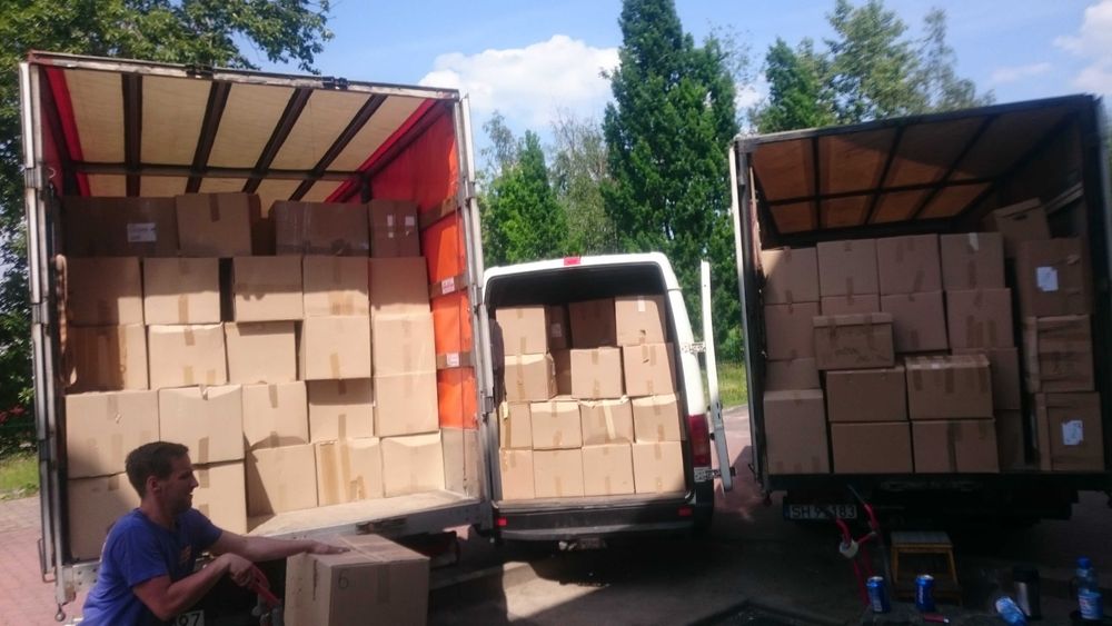 Transport AGD Przeprowadzki Utylizacja Sam. z windą załadowczą.