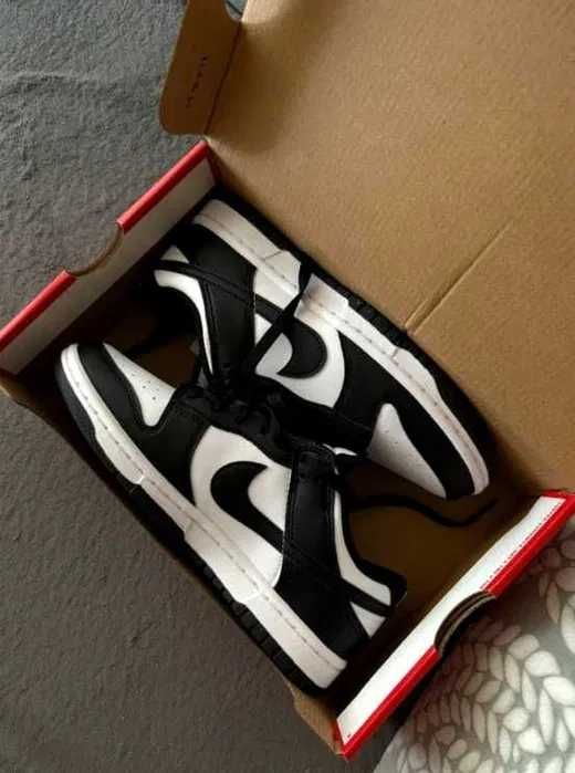 Nike_Dunk_Low_Retro_White_Black_Panda R.40