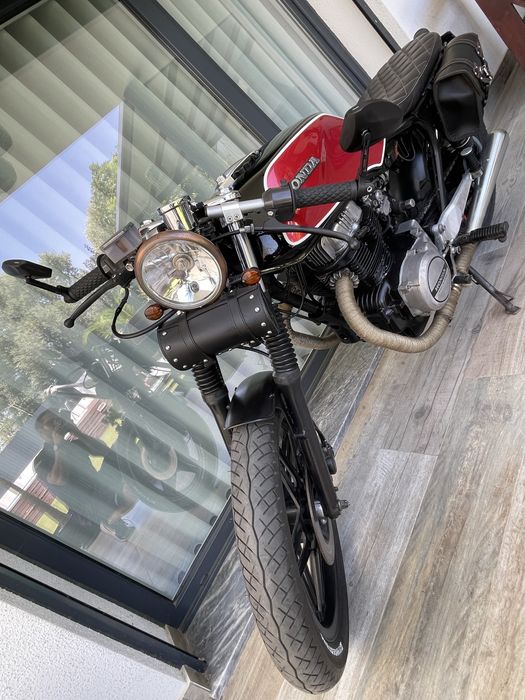 Honda CB400N Café Racer 1981