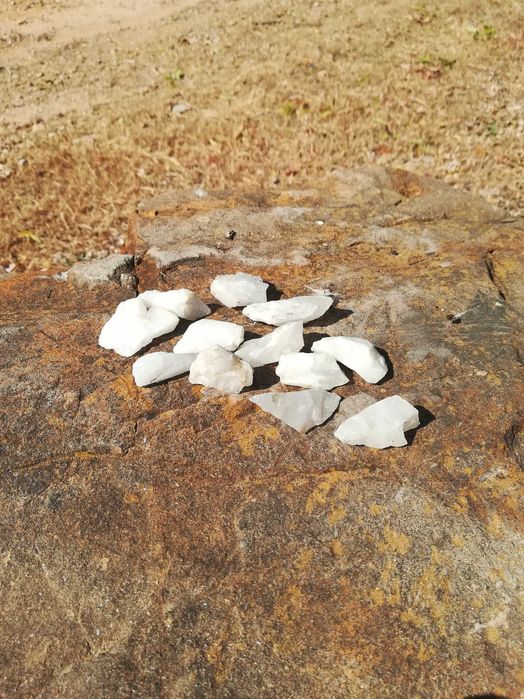 Pedras de proteção espiritual, cristais calcite branca 5€ cada