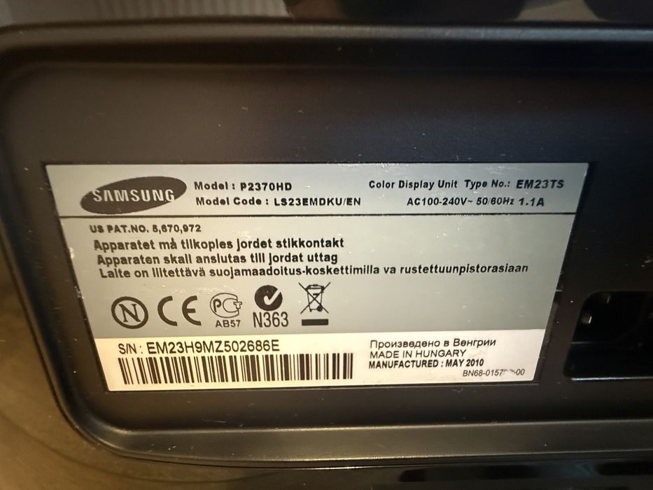 Продам монитор с ТВ тюнером Samsung P2370HD