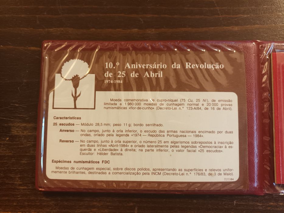 Moeda Comemorativa do 10° Aniversário da Revolução de 25 de Abril