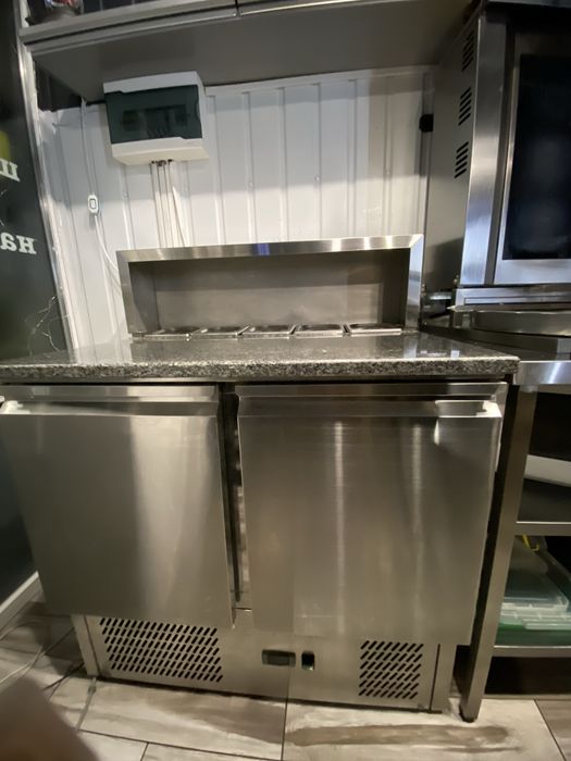 Професійний холодильний стіл Hurakan 2 двері, нержавійка, для кухні