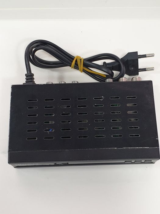 Тюнер IPTV DVB-T2 Simax Metal Blue KL1801