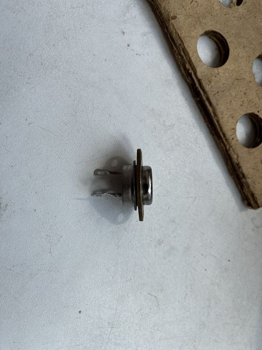 Транзистор П217в