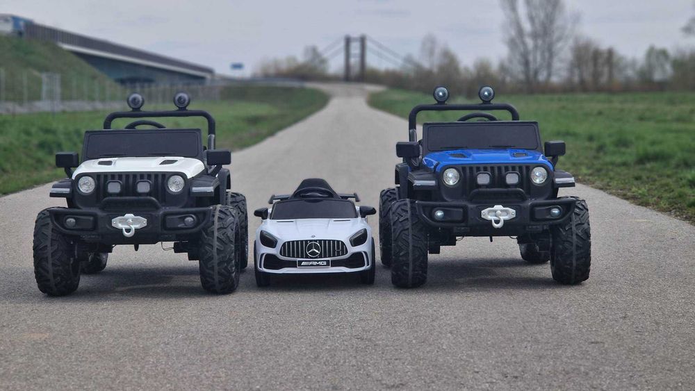 Wielkie autko na akumulator JEEP MASTER 4x4 12V + PILOT ŚWIATŁA