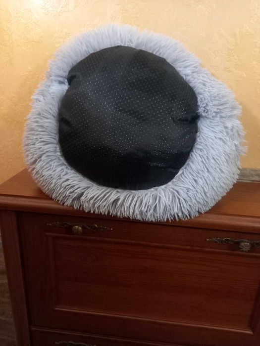 лежанка для домашніх тварин