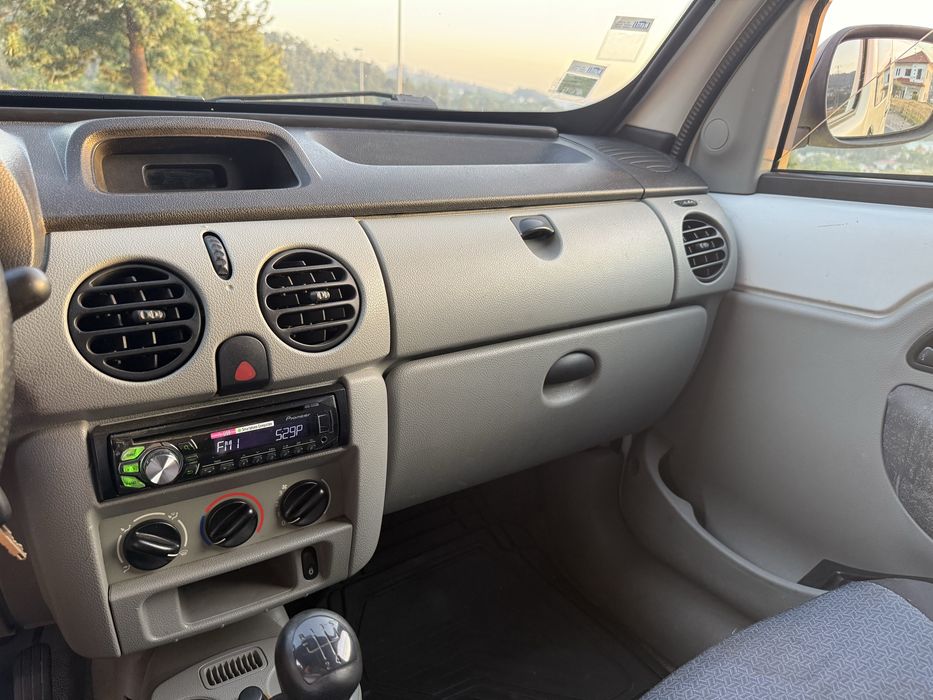 Renault Kangoo 1.5 dci -03