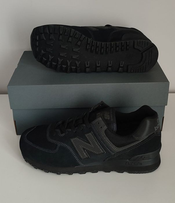 Продам кросівки New Balance 574