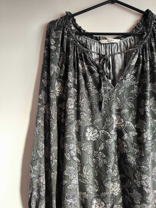 Piękna, luźna bluzka marki TU Woman w rozmiarze 6XL/52. 100% wiskoza