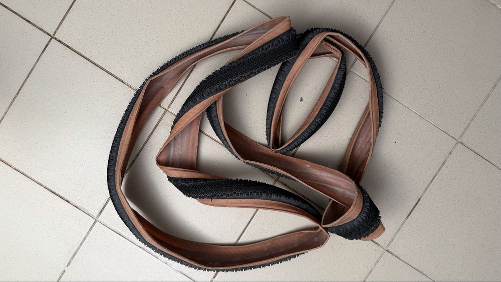 Покришки WTB Venture 700x40