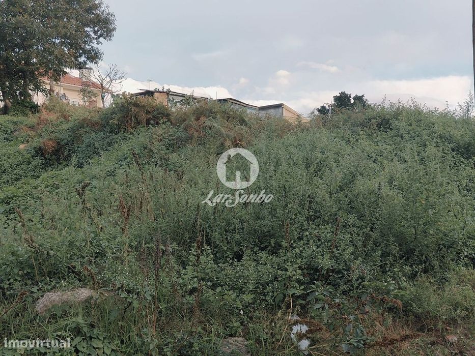 Lote Para Venda Medelo Fafe