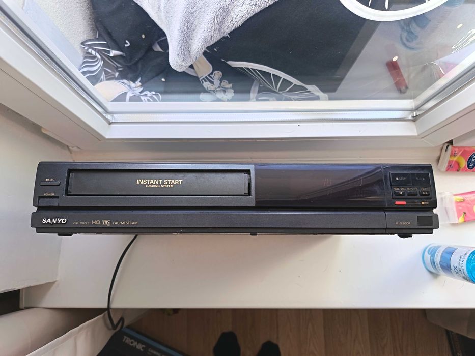 Magnetowid Sanyo VHR 7100EE