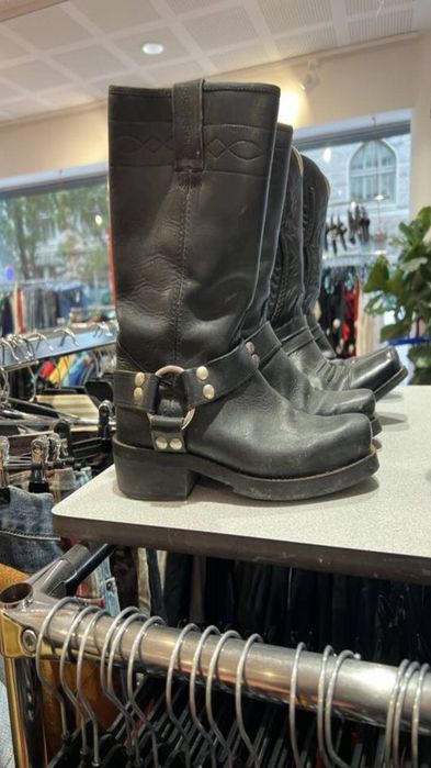 Harness boots Wrangler