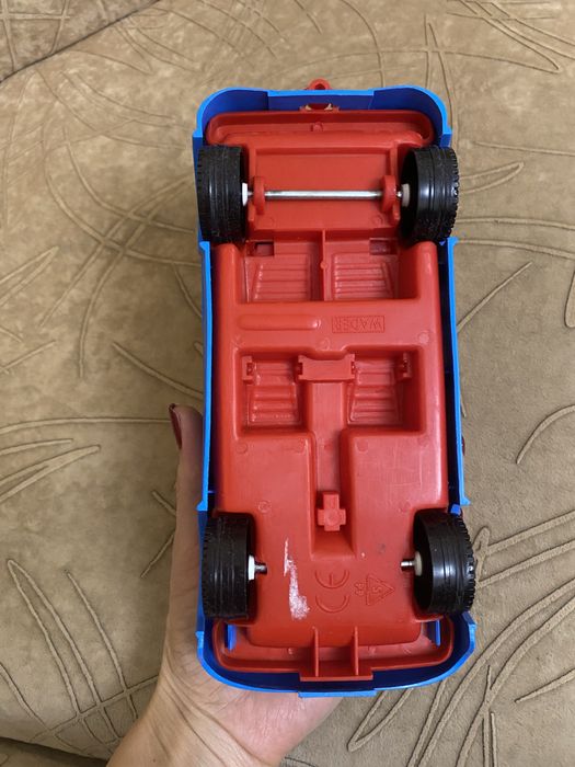 Машинка легкова Wader