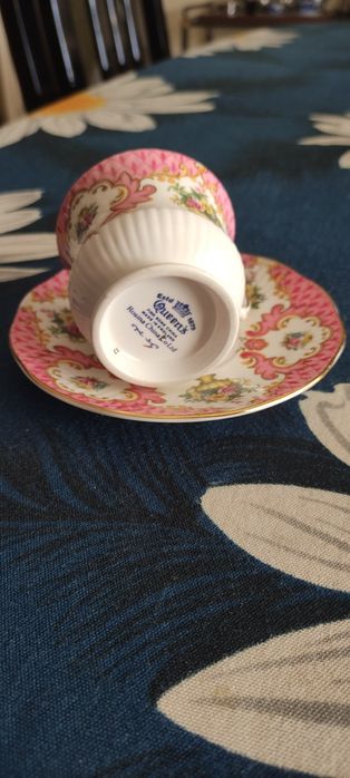 Conjunto de 1 chávena de chá marca Queen Rosina