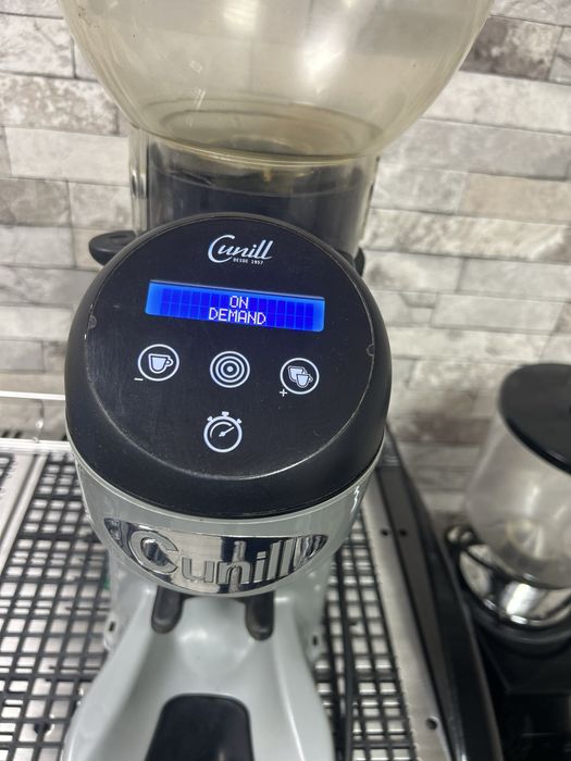 Кавомолка прямого помолу гарний стан!