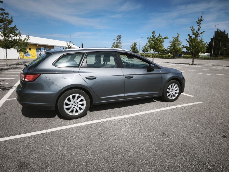 SEAT Leon ST — fotografia 7