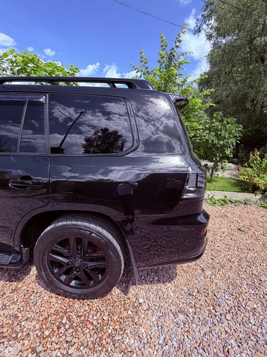 Lexus LX 570 2016