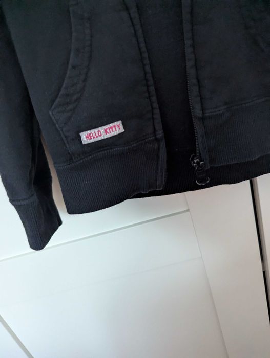 Czarna bluza z kapturem dla dziewczynki  hello kitty -  104-110