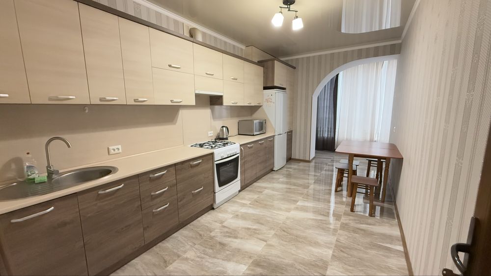 Оренда квартири Інституцька