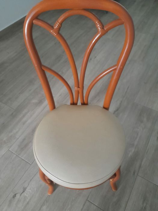 Mesa extensível + cadeiras