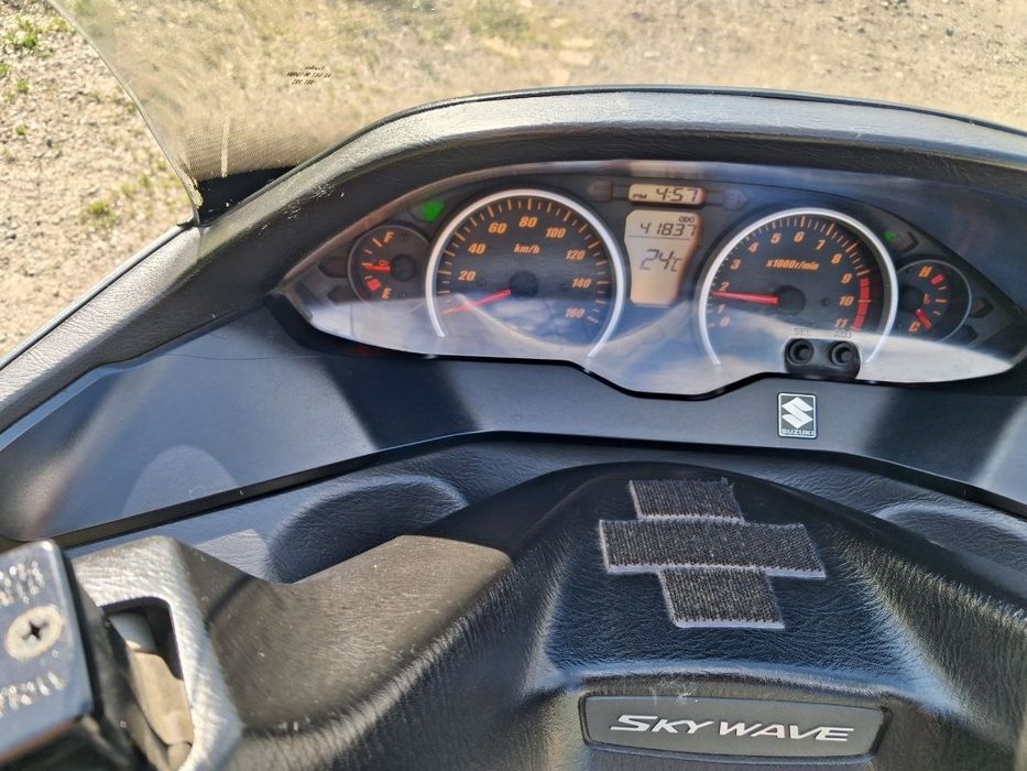 Максі-скутер Suzuki Skywave 250 2008