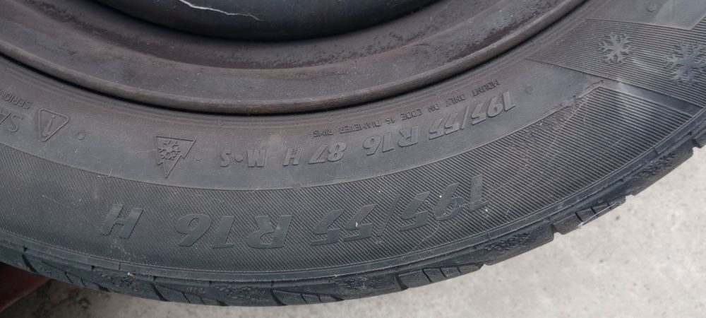 Koła 4x100 16'' z oponami Matador ( zimowe) 195/55/16