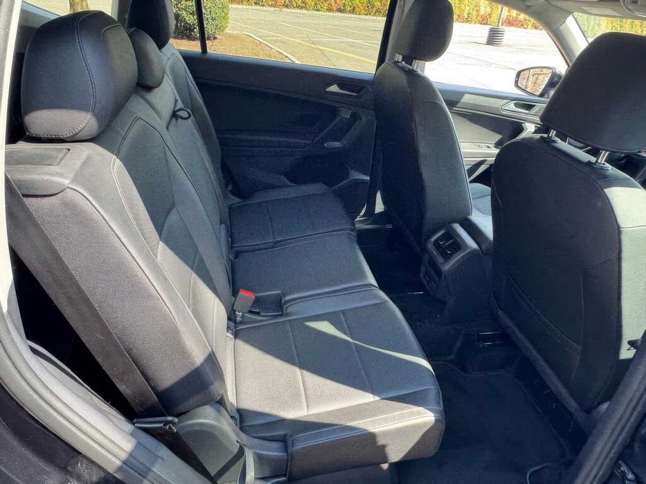 Volkswagen Tiguan      2019