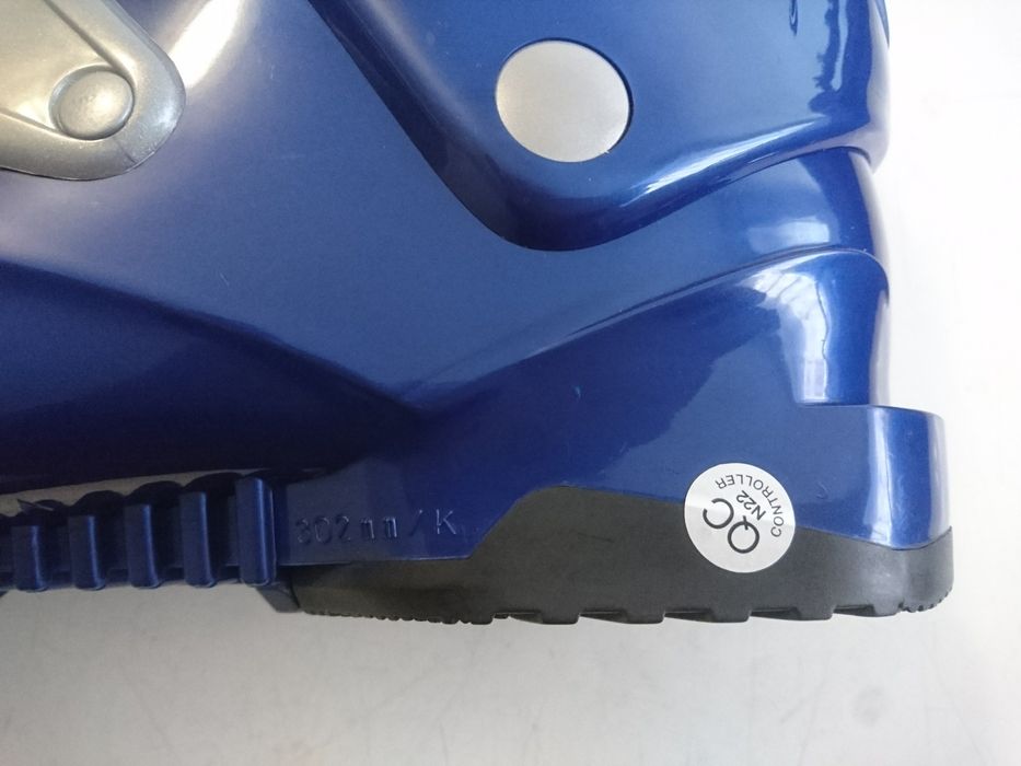 Новые горнолыжные ботинки с сумкой  Munari Mix 677